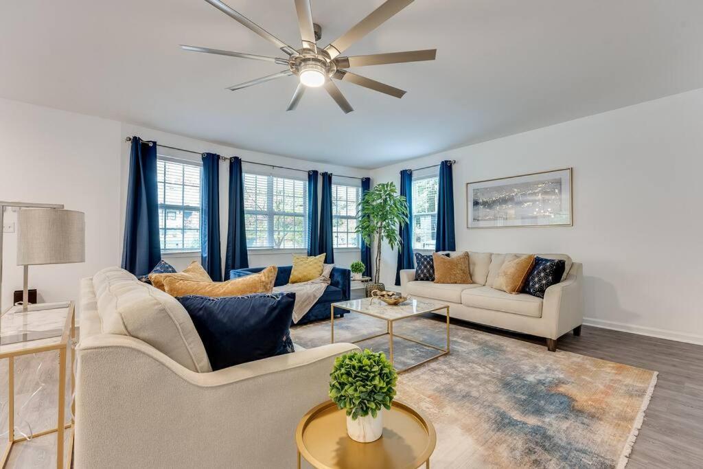 Luxury Atlanta Home - Self Check-In Pet Friendly Free Parking Экстерьер фото