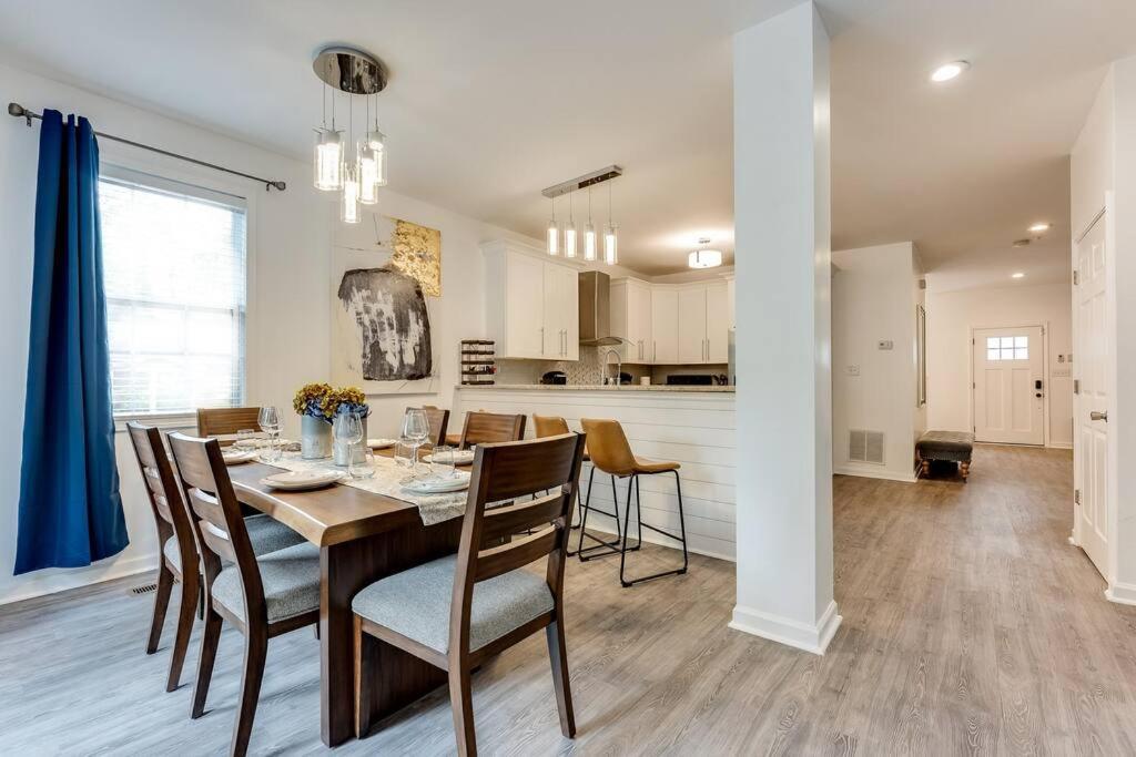 Luxury Atlanta Home - Self Check-In Pet Friendly Free Parking Экстерьер фото