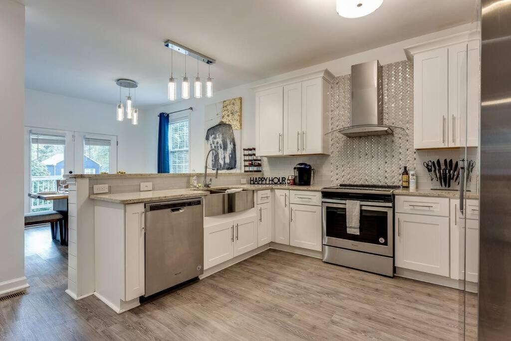 Luxury Atlanta Home - Self Check-In Pet Friendly Free Parking Экстерьер фото