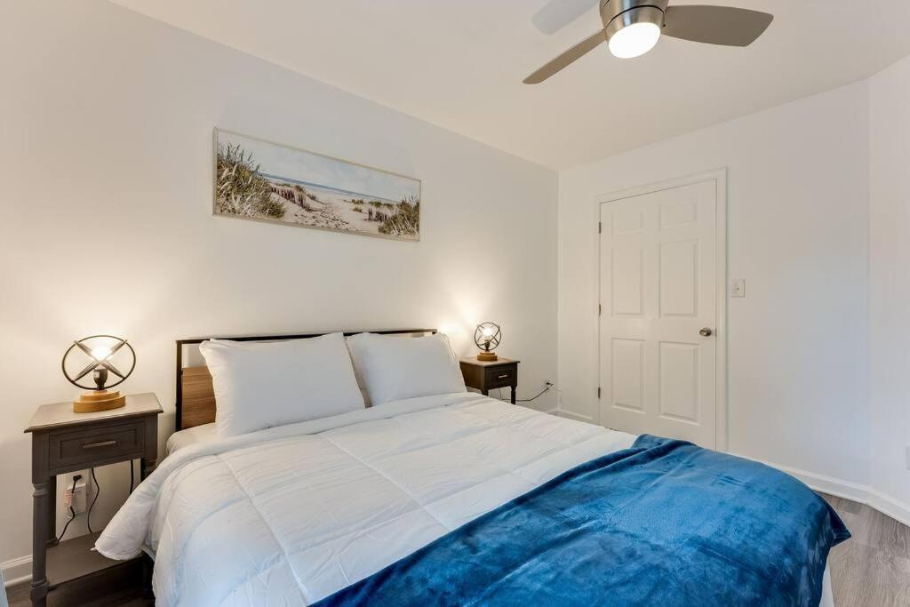 Luxury Atlanta Home - Self Check-In Pet Friendly Free Parking Экстерьер фото